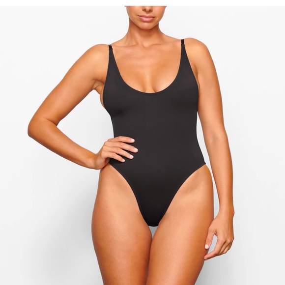 SKIMS 💎Swim Periwinkle 💎 One Piece Scoop Neck - Picture 3 of 4